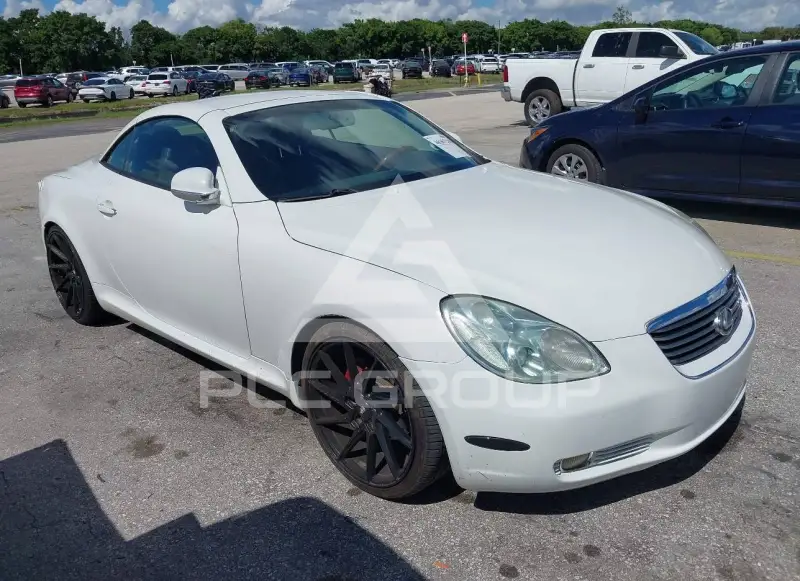 2004 Lexus SC photo