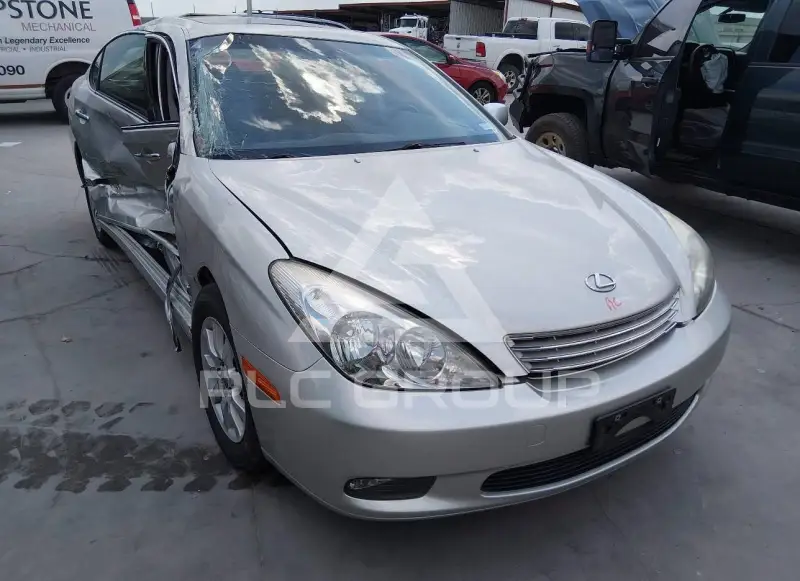 2004 Lexus ES330 photo