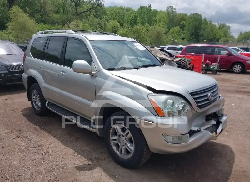 2004 Lexus GX470 photo