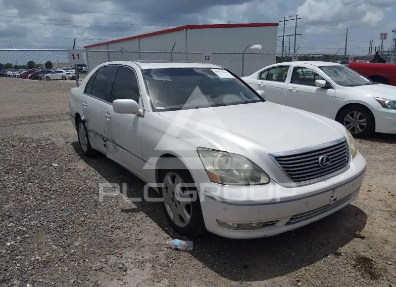 2004 Lexus LS430 photo