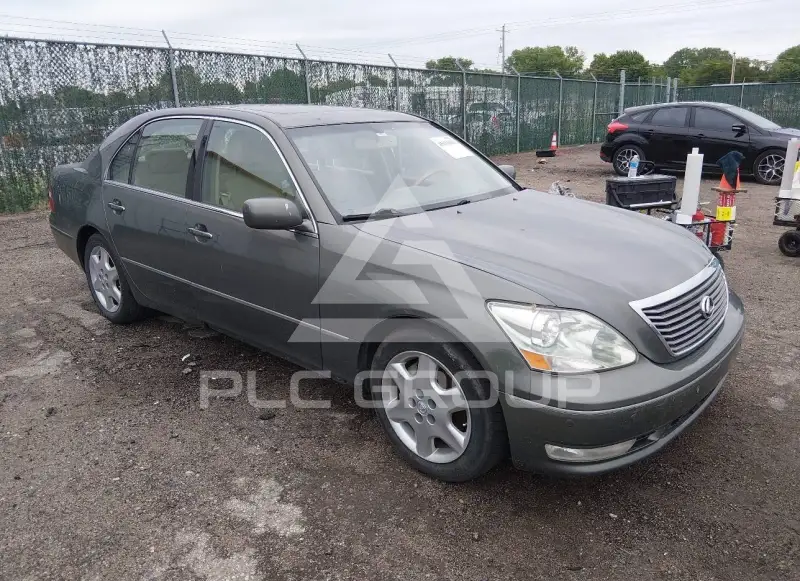 2004 Lexus LS430 фото