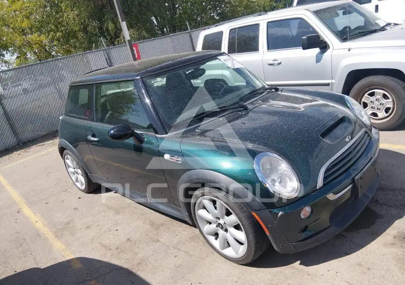 2004 Mini COOPER фото