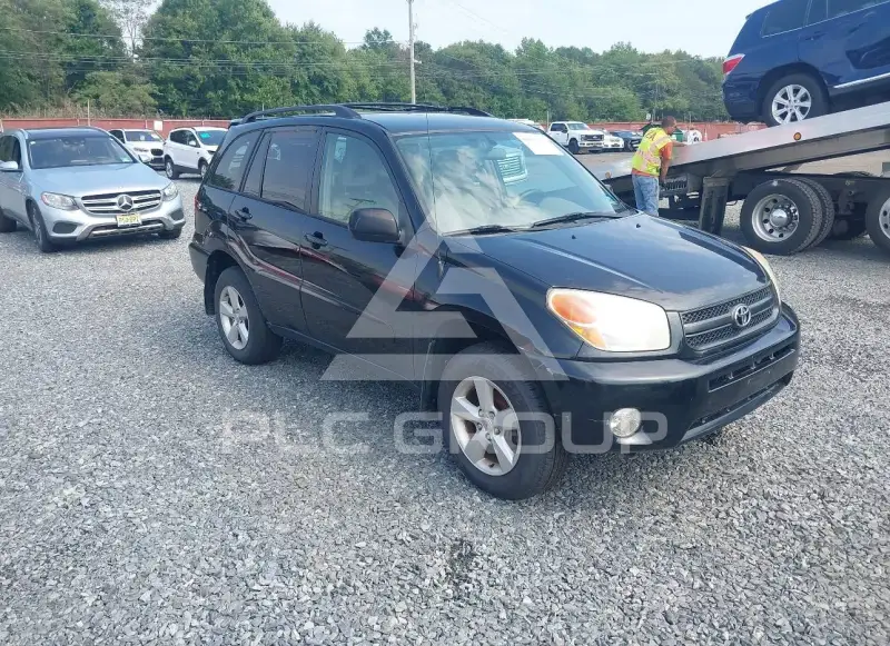 2004 Toyota RAV4 photo