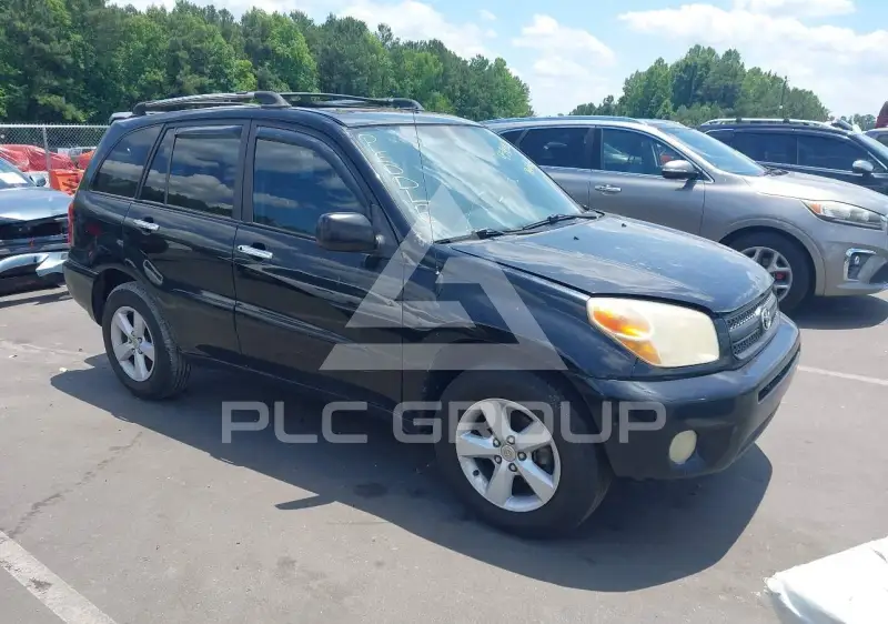 2004 Toyota RAV4 фото