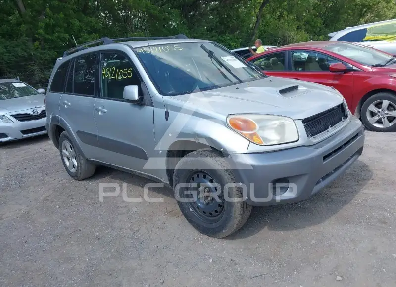 2004 Toyota RAV4 фото