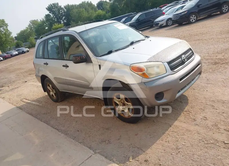 2004 Toyota RAV4 фото