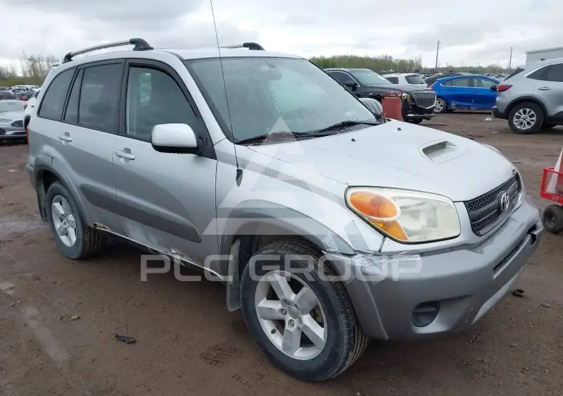 2004 Toyota RAV4 фото