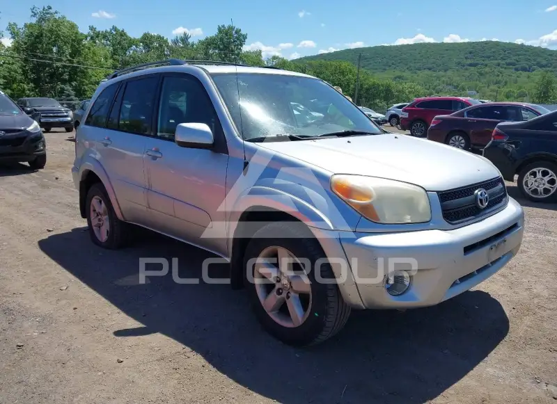 2004 Toyota RAV4 фото