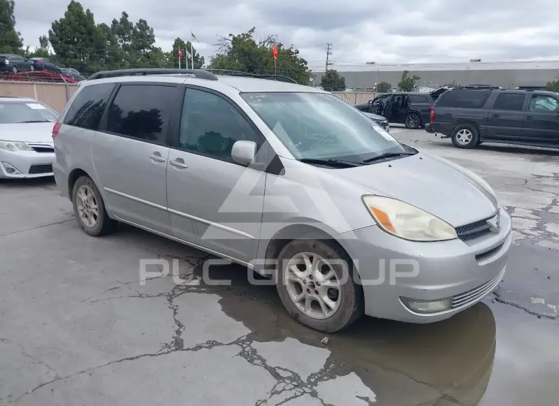 2004 Toyota SIENNA фото