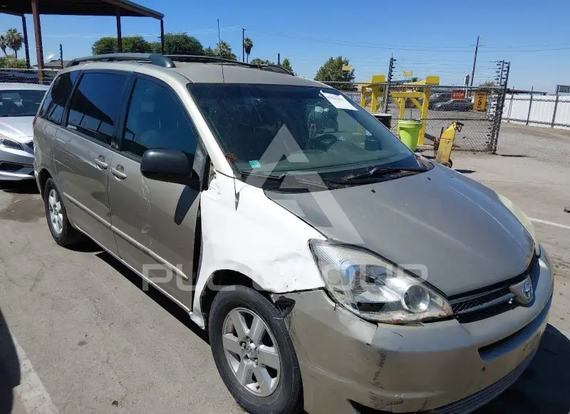 2004 Toyota SIENNA фото