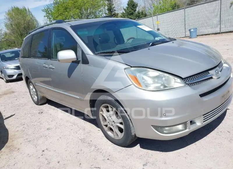 2004 Toyota SIENNA фото