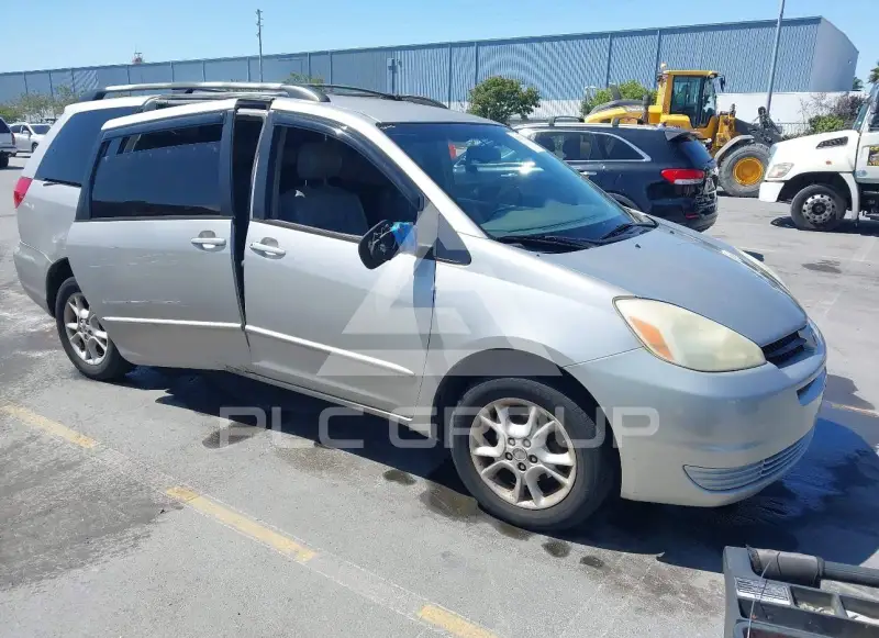 2004 Toyota SIENNA фото