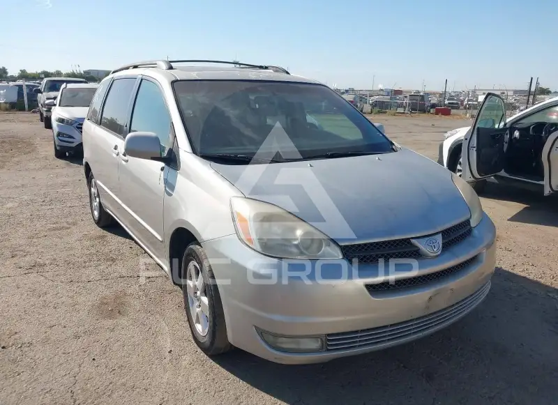 2004 Toyota SIENNA фото