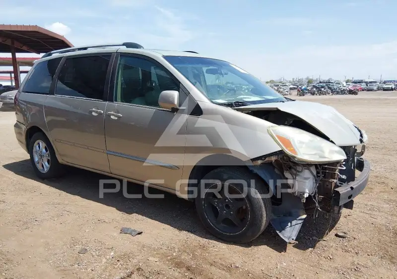 2004 Toyota SIENNA photo