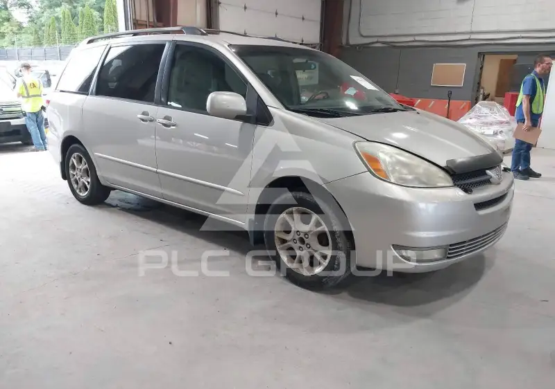 2004 Toyota SIENNA фото