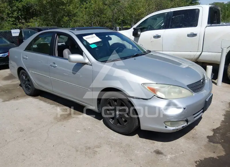 2004 Toyota CAMRY фото