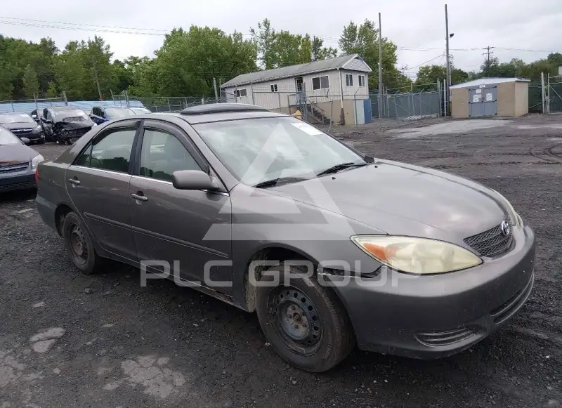 2004 Toyota CAMRY фото