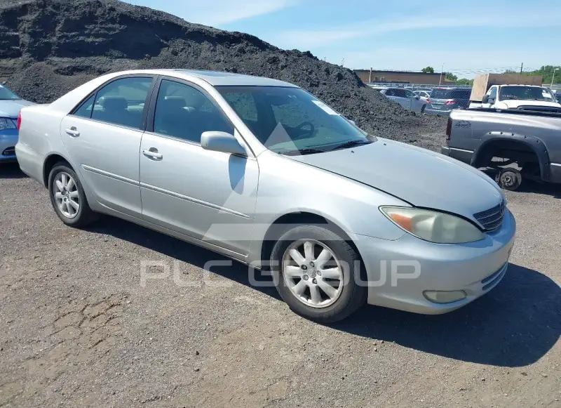 2004 Toyota CAMRY photo