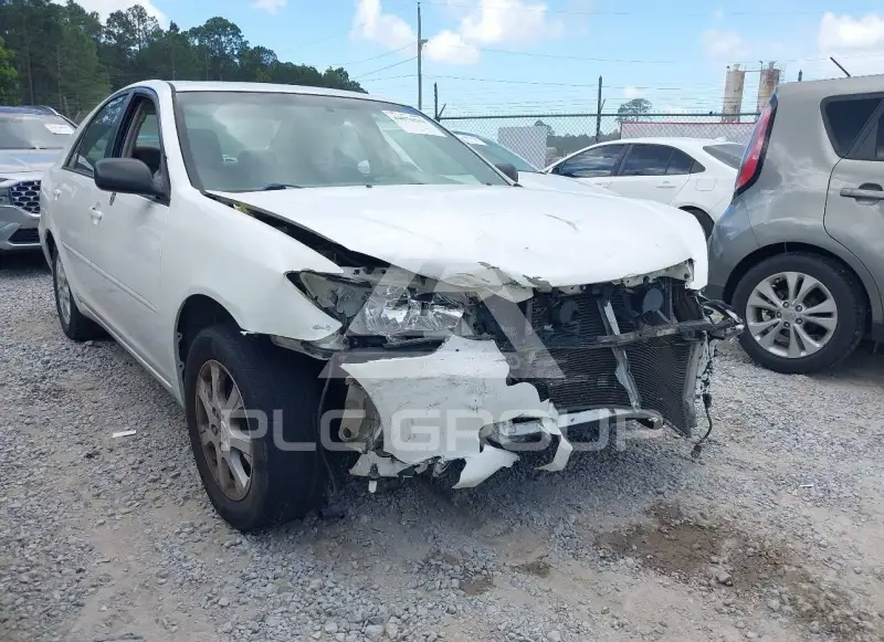 2004 Toyota CAMRY фото