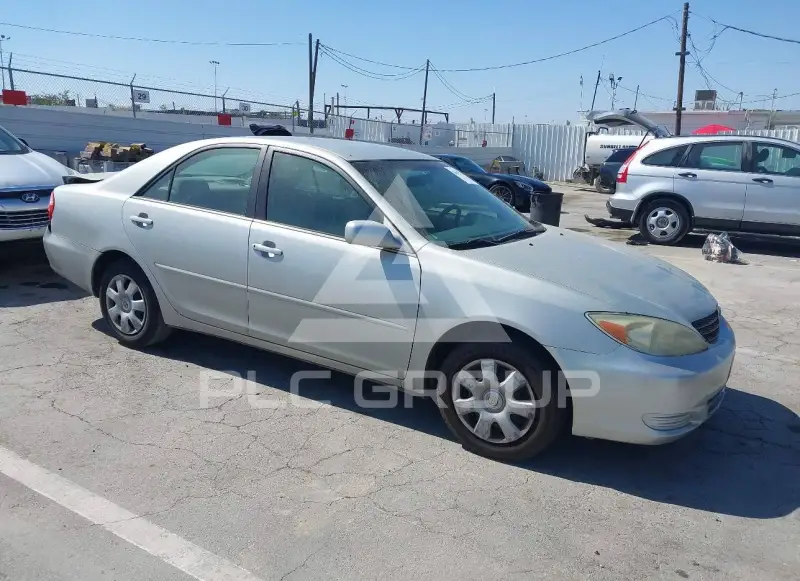 2004 Toyota CAMRY фото