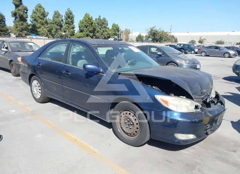 2004 Toyota CAMRY photo