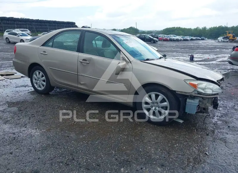 2004 Toyota CAMRY фото