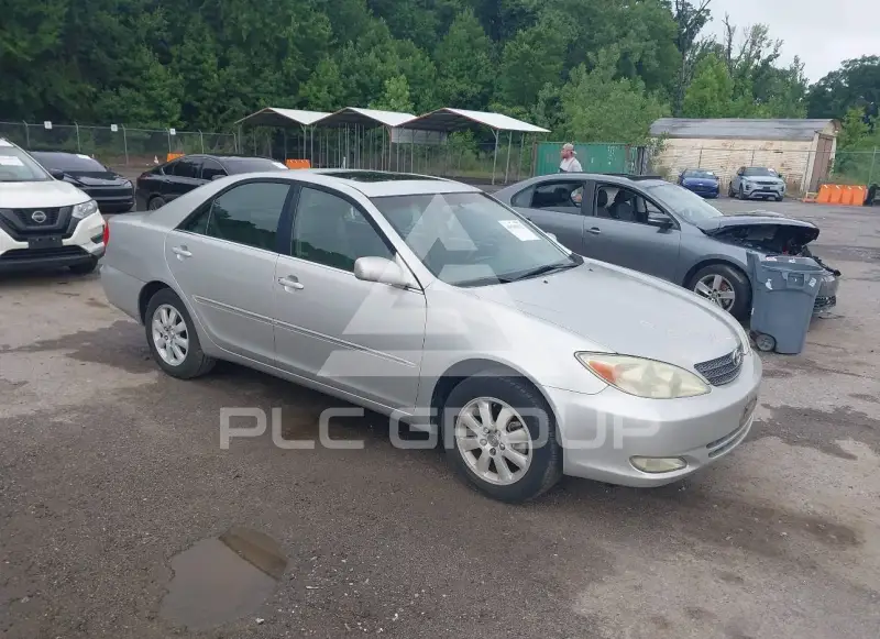 2004 Toyota CAMRY фото