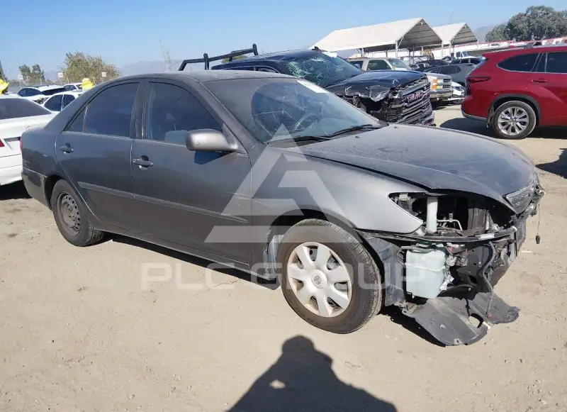 2004 Toyota CAMRY фото