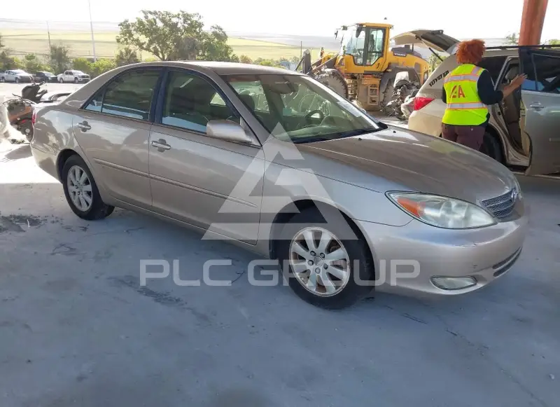 2004 Toyota CAMRY фото