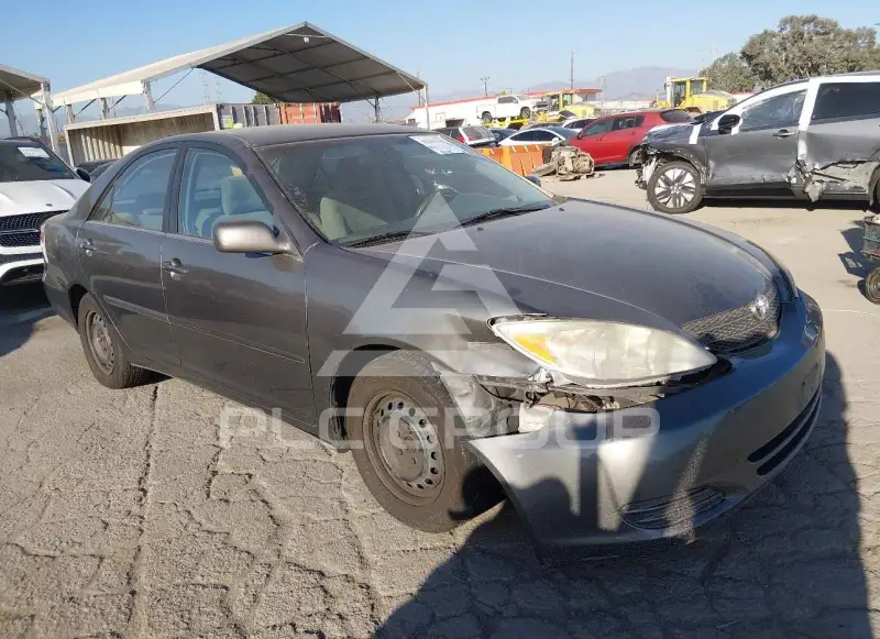 2004 Toyota CAMRY фото