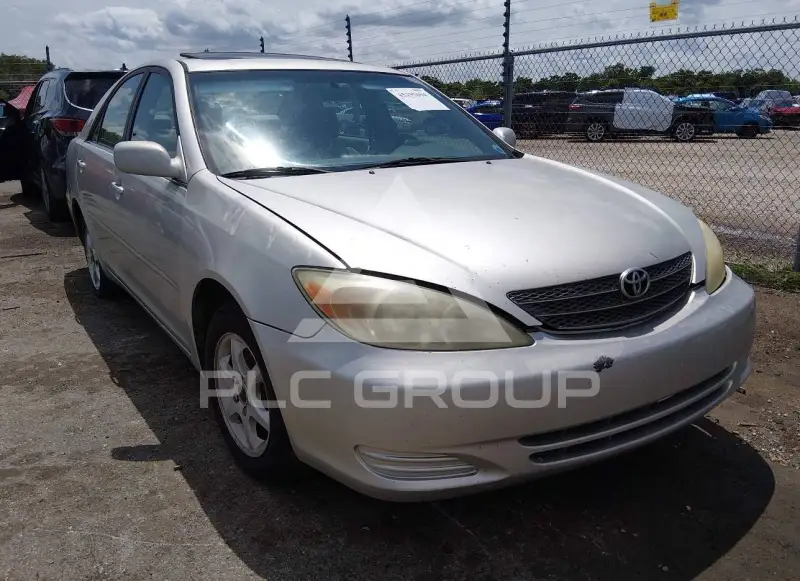 2004 Toyota CAMRY фото