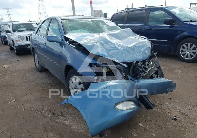 2004 Toyota CAMRY фото