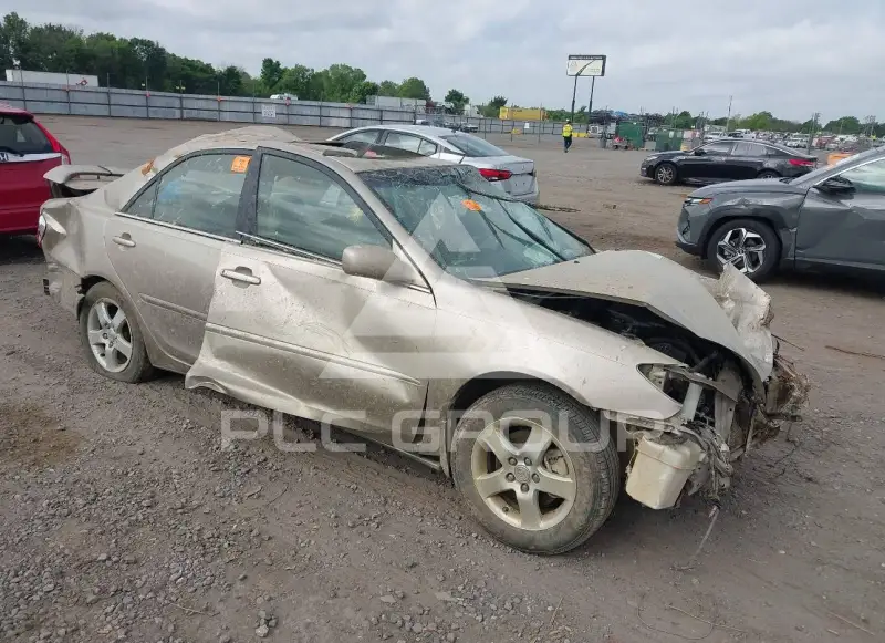 2004 Toyota CAMRY фото