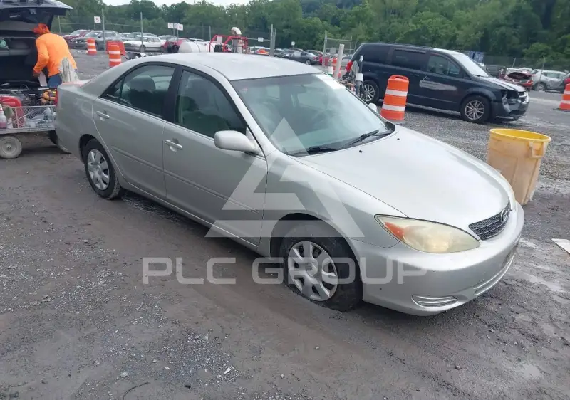 2004 Toyota CAMRY фото