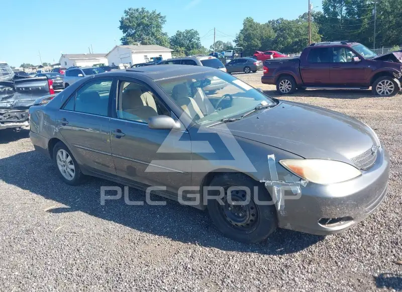 2004 Toyota CAMRY photo