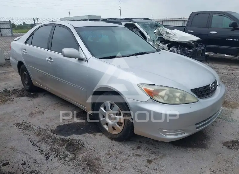 2004 Toyota CAMRY фото
