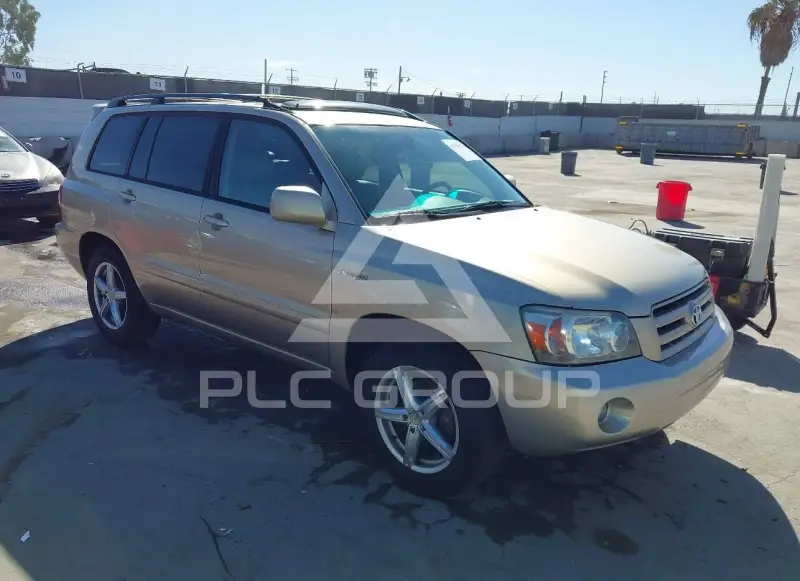 2004 Toyota Highlander фото