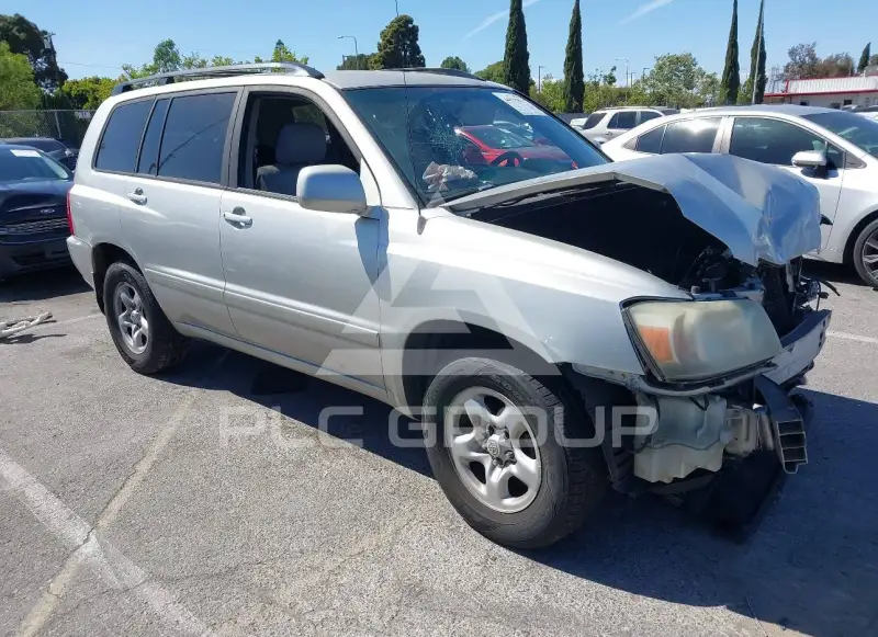 2004 Toyota Highlander фото