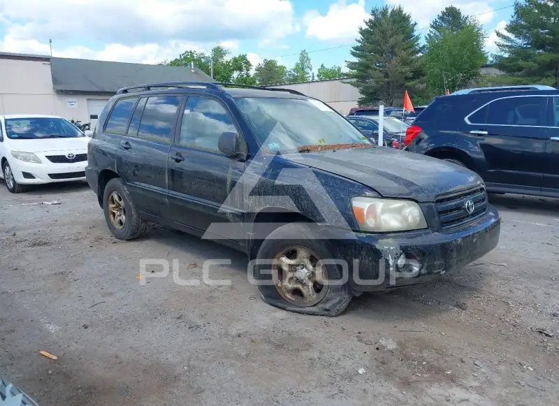 2004 Toyota Highlander photo