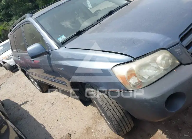 2004 Toyota Highlander фото