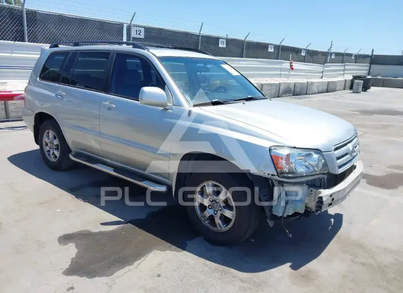 2004 Toyota Highlander фото