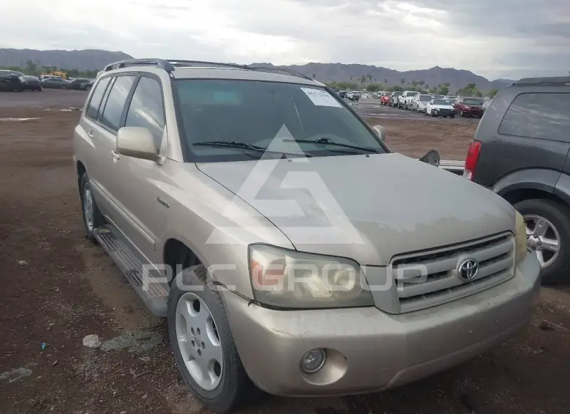 2004 Toyota Highlander фото