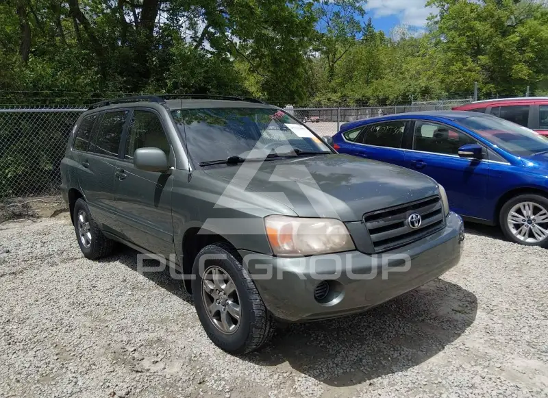 2004 Toyota Highlander фото