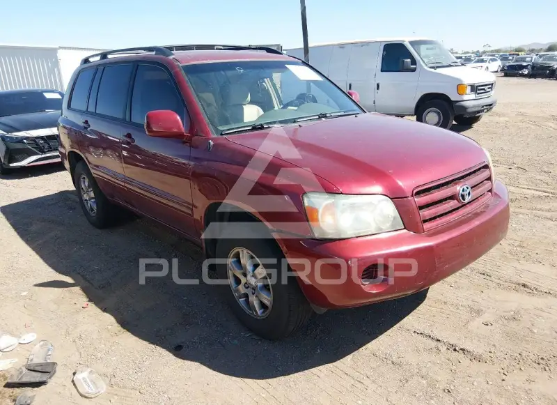 2004 Toyota Highlander photo
