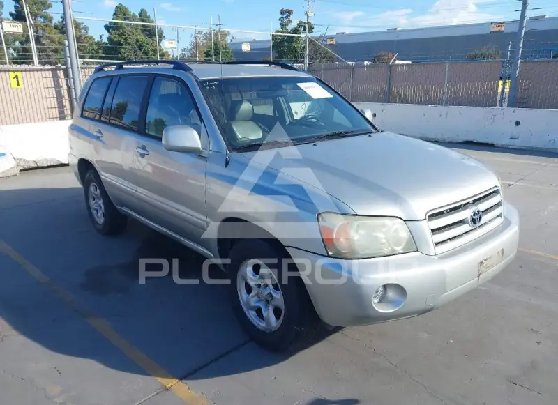 2004 Toyota Highlander фото