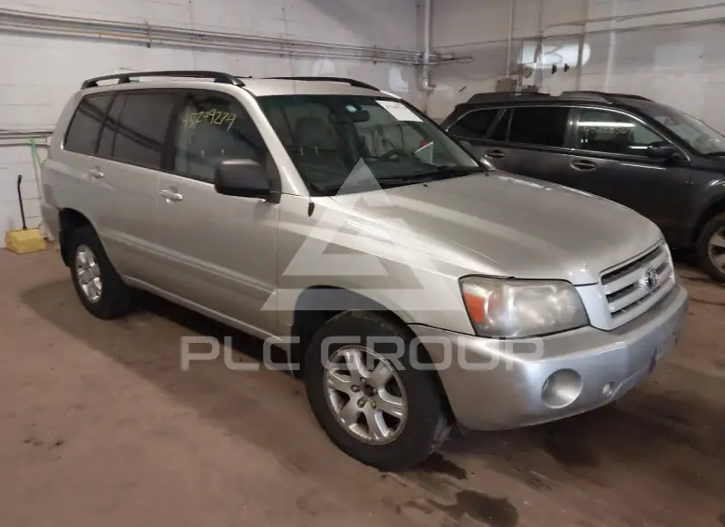 2004 Toyota Highlander фото