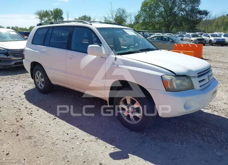 2004 Toyota Highlander photo