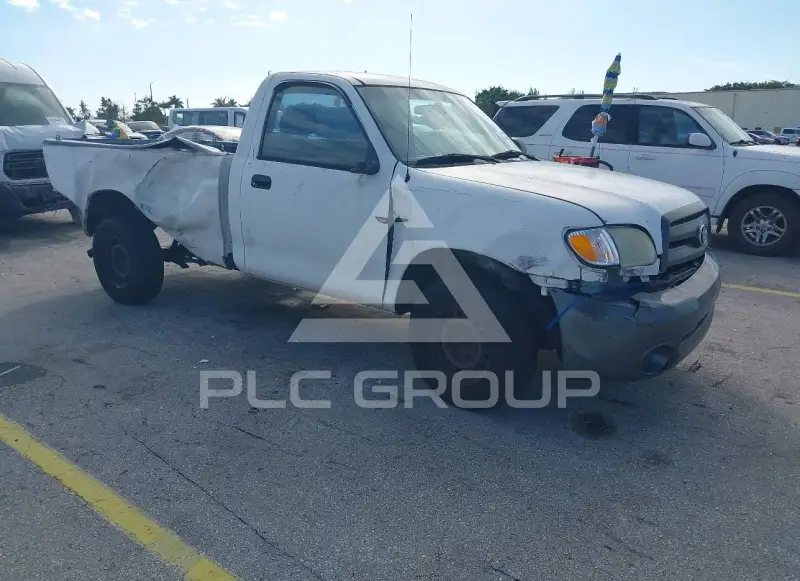 2004 Toyota TUNDRA photo