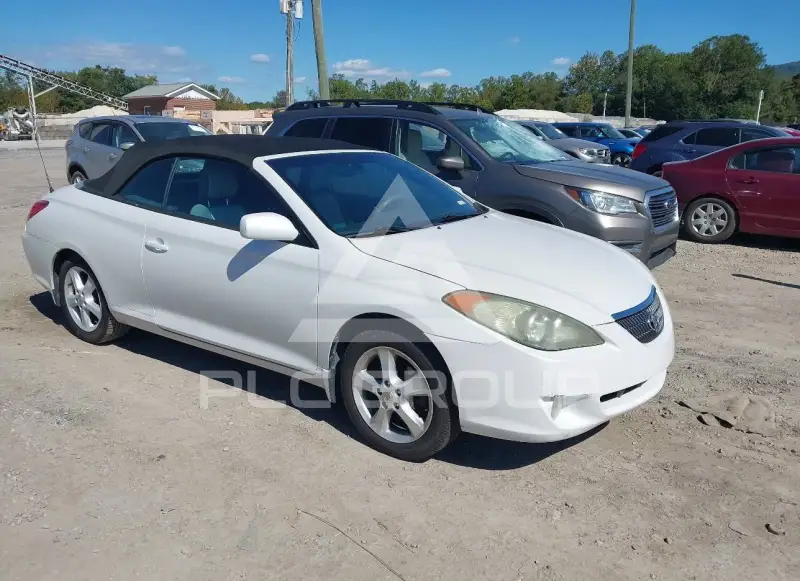 2004 Toyota CAMRY фото