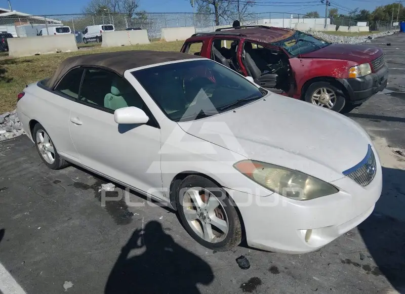 2004 Toyota CAMRY фото